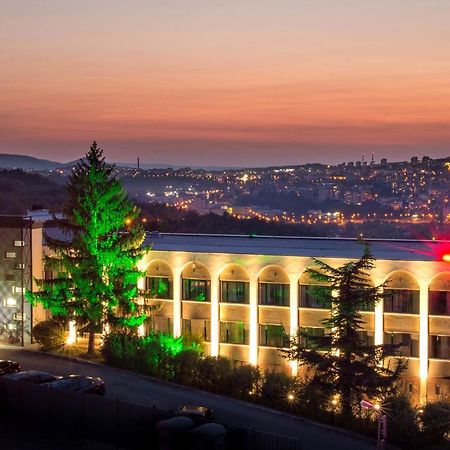 Park Hotel Raya Garden - Free Parking Veliko Tarnovo Luaran gambar