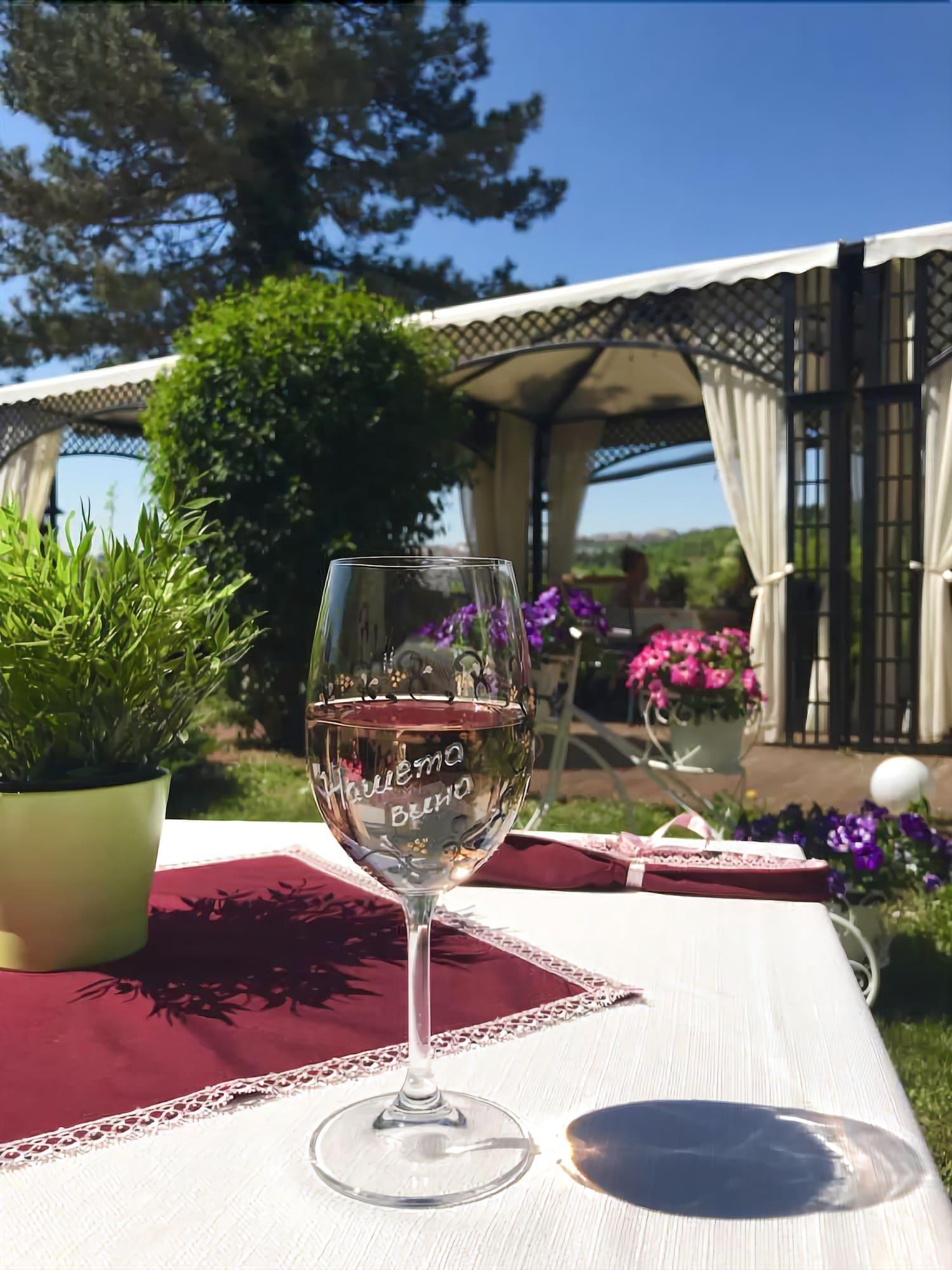 Park Hotel Raya Garden - Free Parking Veliko Tarnovo Luaran gambar