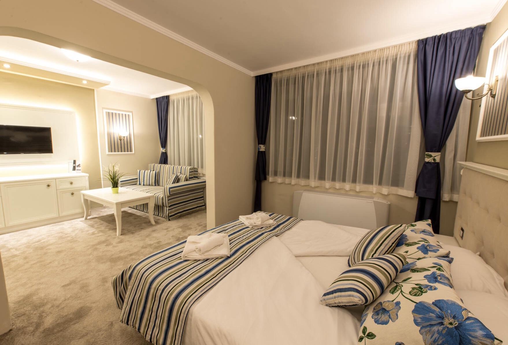 Park Hotel Raya Garden - Free Parking Veliko Tarnovo Luaran gambar
