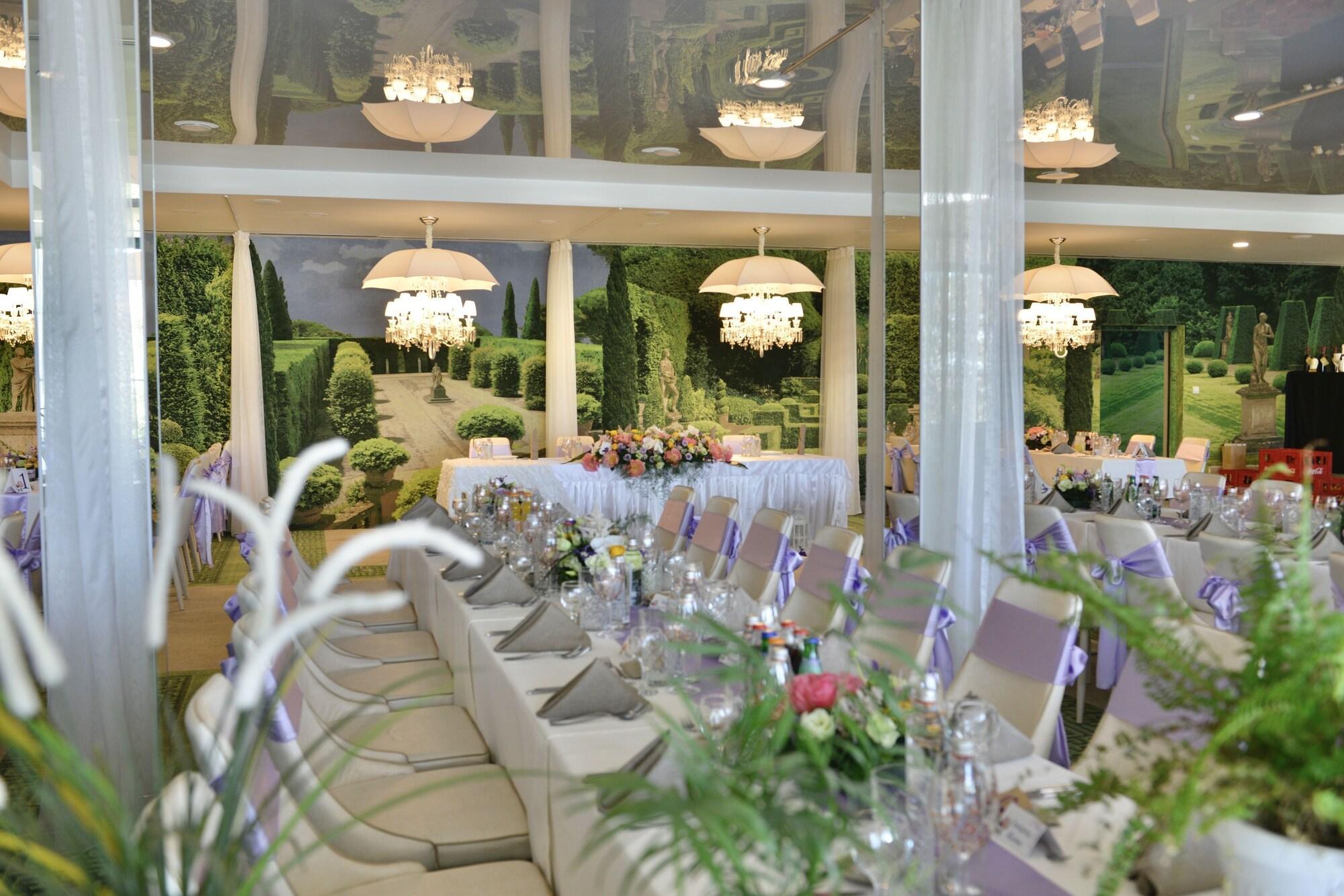 Park Hotel Raya Garden - Free Parking Veliko Tarnovo Luaran gambar