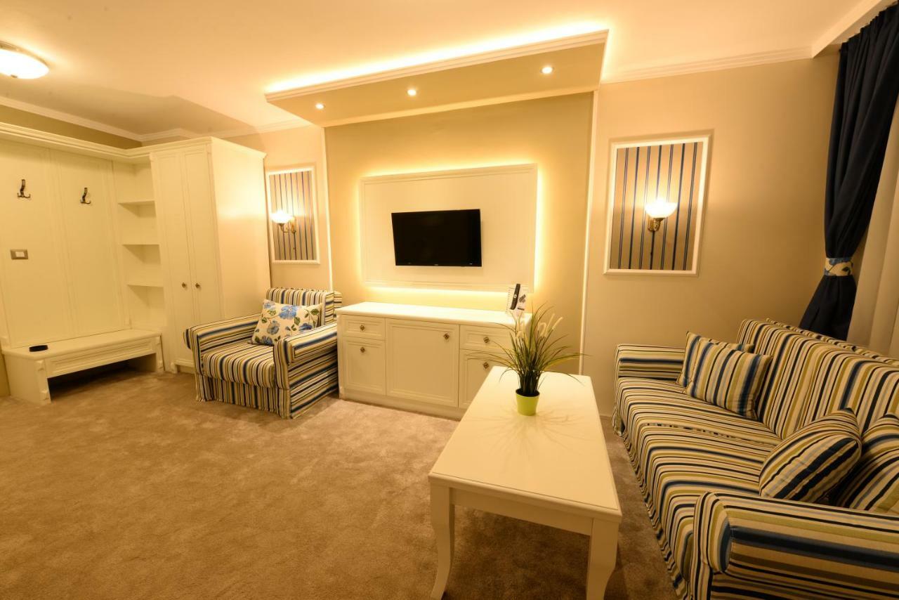 Park Hotel Raya Garden - Free Parking Veliko Tarnovo Luaran gambar